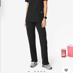 Figs Kade cargo scrub black pants Medium